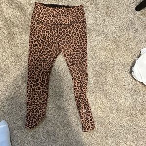 nike leopard leggings